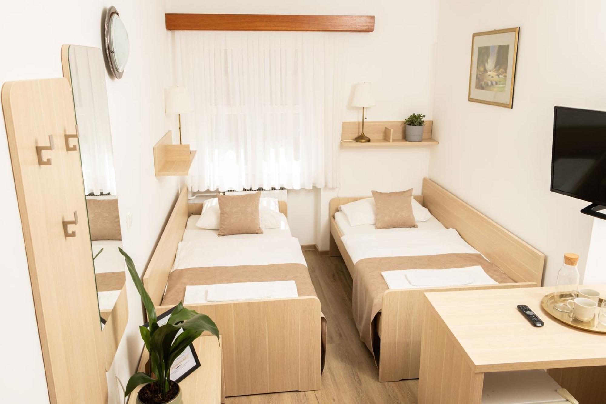 קמניק Guesthouse Spenko מראה חיצוני תמונה